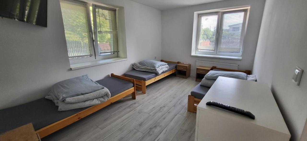 Noclegi Tuszyn Exterior foto